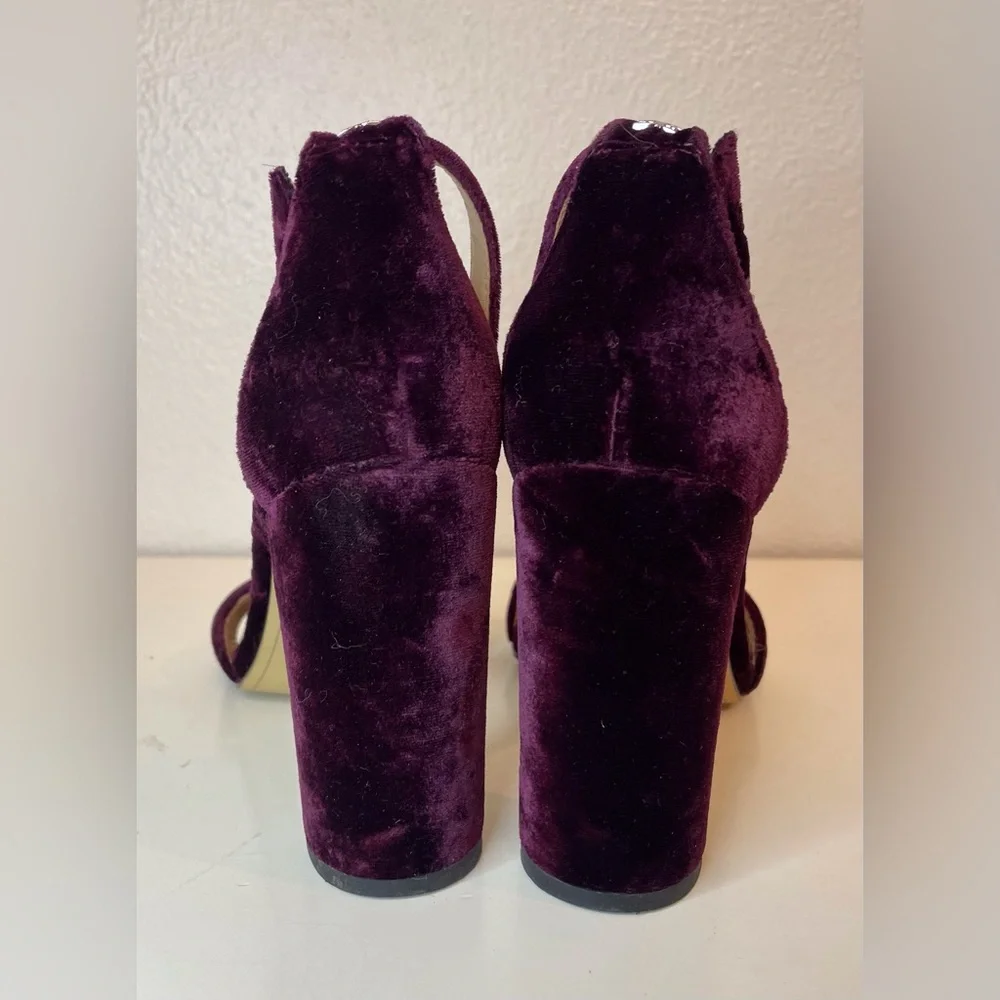 Sam Edelman Women's Yaro Heeled Velvet Sandals Size 6‎